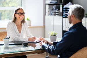 Formation juridique - Contrat de travail : Focus sur les points importants à régler lors de l'engagement d'un collaborateur
